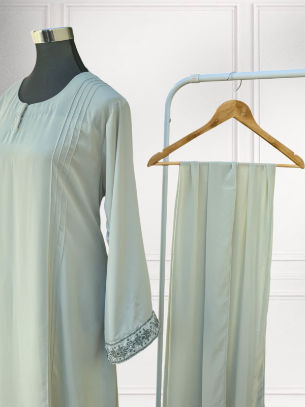 MUSK EMBROIDERED ABAYA
